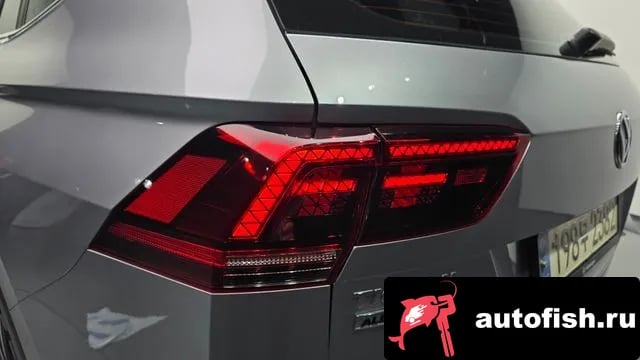 Volkswagen Tiguan Tiguan Allspace 2020 года - похожие автомобили