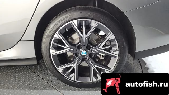 BMW 2-Series 2 Series Gran Coupe (F74) 2025 года - похожие автомобили