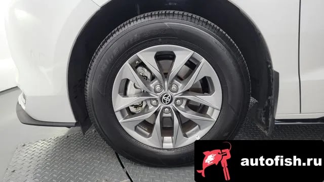 Toyota Sienna Siena 4th Generation 2024 года - похожие автомобили