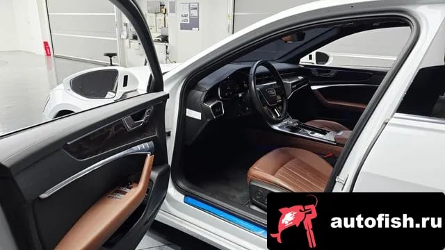 Audi A6 A6 (C8) 2020 года - похожие автомобили