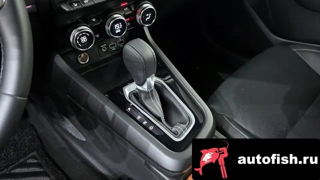 Renault Korea (Samsung) XM3 XM3 2023 года - похожие автомобили