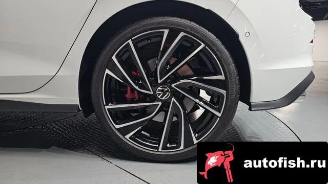 Volkswagen Golf Golf 8th Generation 2024 года - похожие автомобили