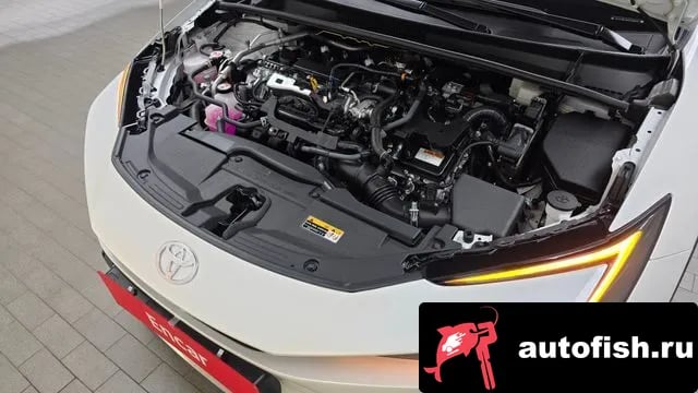 Toyota Prius Prius 5th Generation 2024 года - похожие автомобили