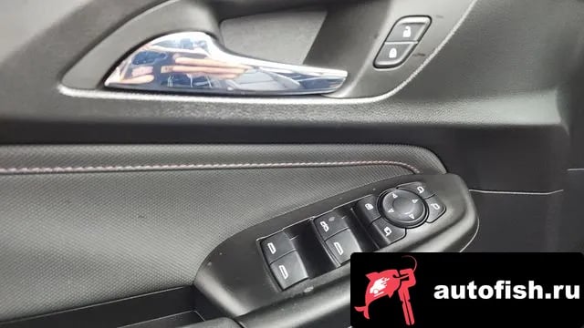 Chevrolet (GM Daewoo) Trailblazer Trailblazer 2021 года - похожие автомобили