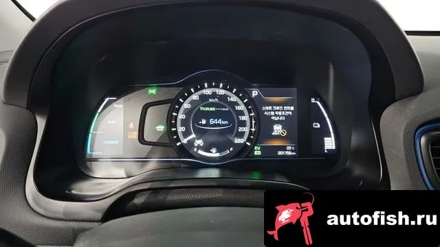 Hyundai Ioniq Ionic Hybrid 2018 года - похожие автомобили