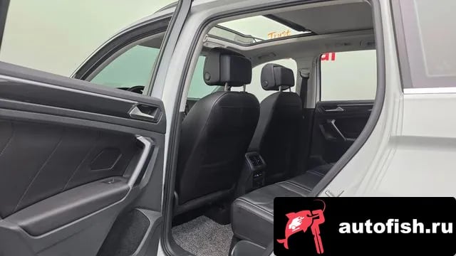 Volkswagen Tiguan Tiguan second Generation 2022 года - похожие автомобили