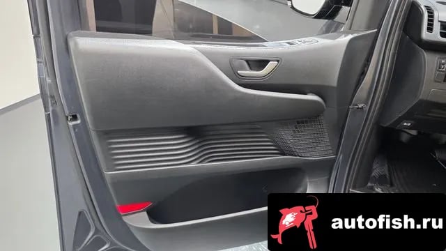 Hyundai Staria Staria 2022 года - похожие автомобили