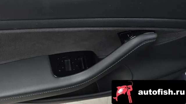 Tesla Model 3 Model 3 2020 года - похожие автомобили