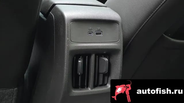 Chevrolet (GM Daewoo) Trax Trax Crossover 2023 года - похожие автомобили