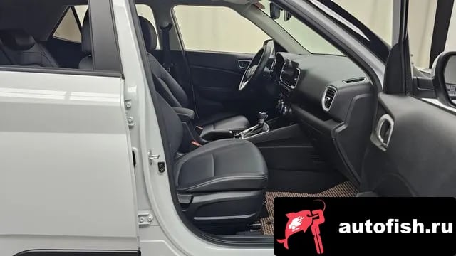 Hyundai Venue Venue 2022 года - похожие автомобили