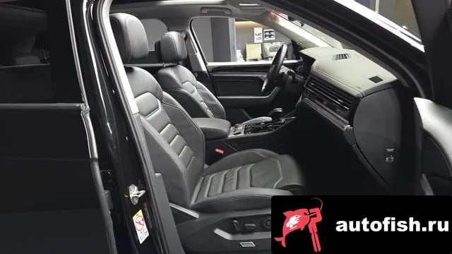 Volkswagen Touareg Tuareg 3rd generation 2023 года - похожие автомобили