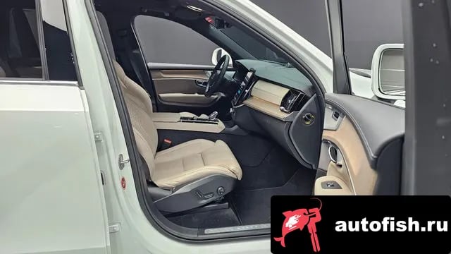 Volvo XC90 XC90 second Generation 2025 года - похожие автомобили