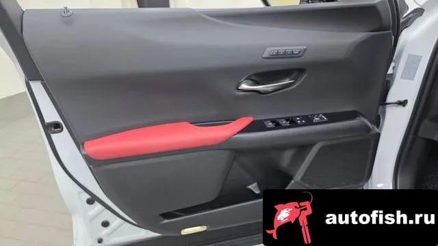 Lexus UX UX250h 2023 года - похожие автомобили