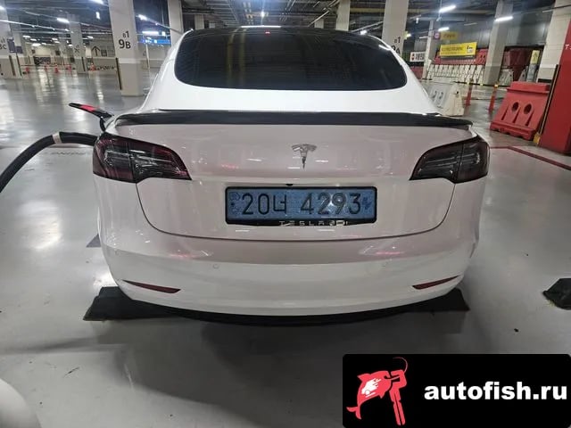 Tesla Model 3 Model 3 2022 года - похожие автомобили