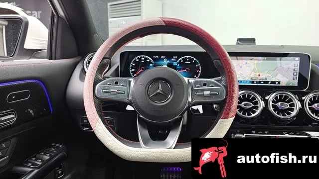 Mercedes-Benz GLA-Class GLA - Class H247 2020 года - похожие автомобили