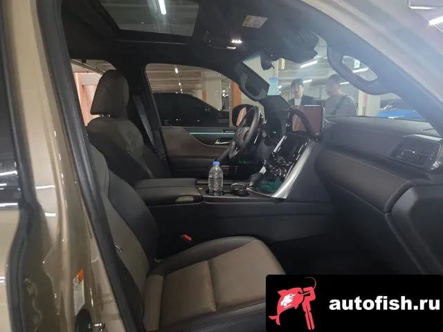 Lexus LX LX 4th Generation 2025 года - похожие автомобили