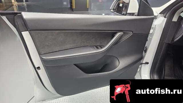 Tesla Model Y Model Y 2022 года - похожие автомобили