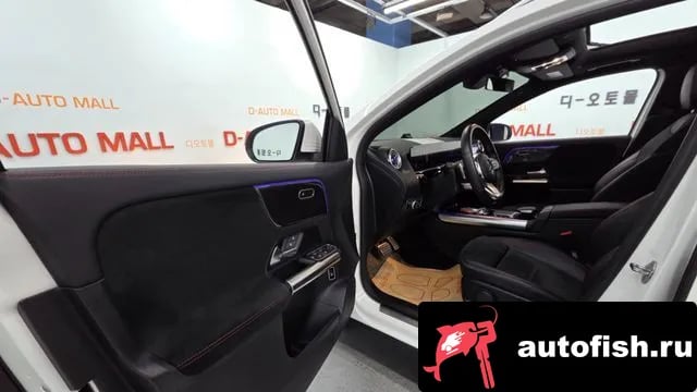 Mercedes-Benz GLA-Class GLA - Class H247 2022 года - похожие автомобили