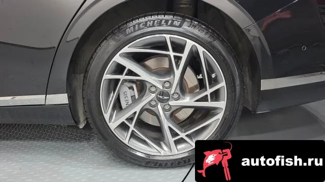 Genesis G90 G90 (RS4) 2024 года - похожие автомобили