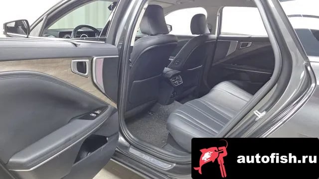 Kia K8 K8 Hybrid 2023 года - похожие автомобили
