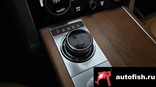 Land Rover Range Rover Range Rover 4th Generation 2018 года - похожие автомобили