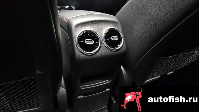Mercedes-Benz GLA-Class GLA - Class H247 2020 года - похожие автомобили
