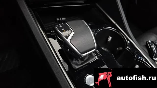 Volkswagen Touareg Tuareg 3rd generation 2020 года - похожие автомобили
