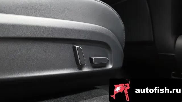Tesla Model Y Model Y 2026 года - похожие автомобили