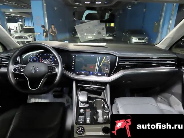 Volkswagen Touareg Tuareg 3rd generation 2020 года - похожие автомобили
