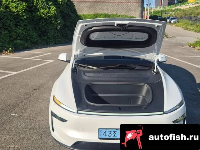 Tesla Model Y Model Y 2026 года - похожие автомобили