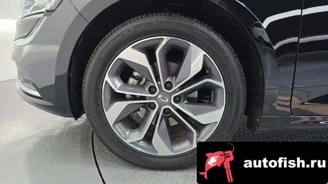 Renault Korea (Samsung) SM6 SM6 2018 года - похожие автомобили