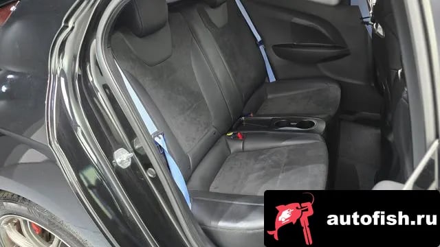 Hyundai Veloster Veloster (JS) 2020 года - похожие автомобили
