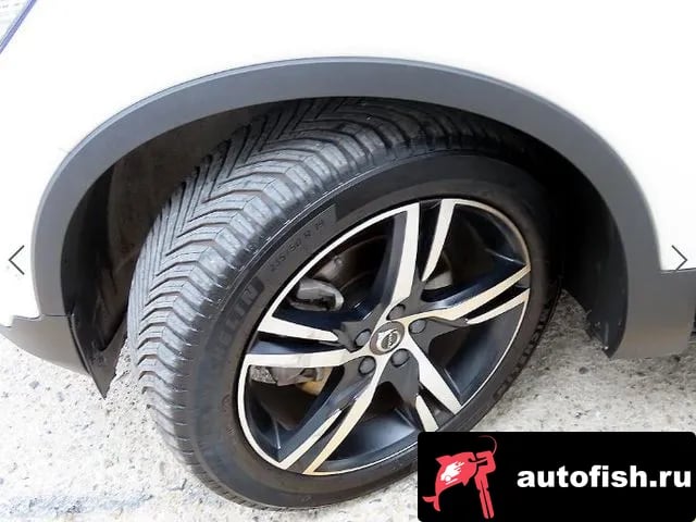 Volvo XC40 XC40 2019 года - похожие автомобили