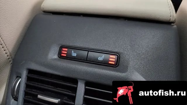 Jaguar E-PACE E-PACE 2018 года - похожие автомобили