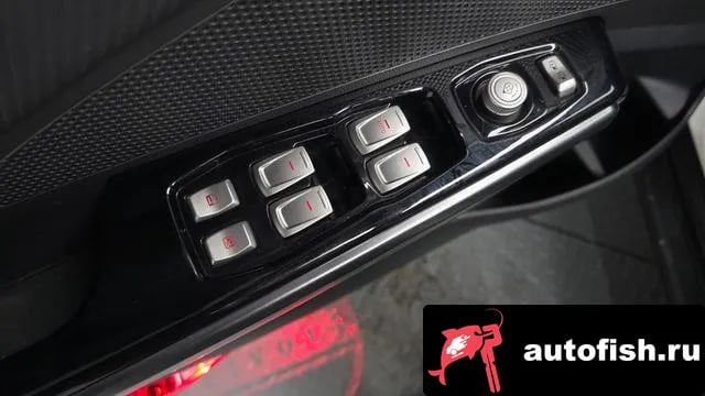 KG Mobility (Ssangyong) TIBOLI Tivoli Armor 2018 года - похожие автомобили