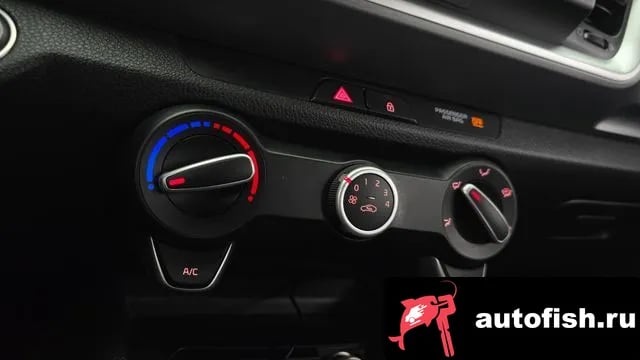 Kia Stonic Stony 2020 года - похожие автомобили