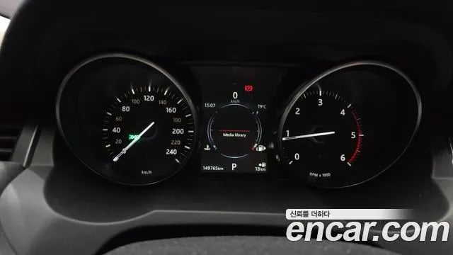 Land Rover Range Rover Evoque Range Rover Evoque 2018 года - похожие автомобили