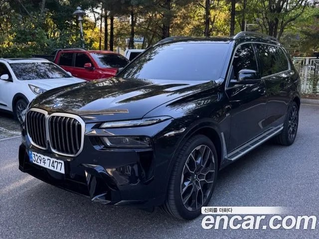 BMW X7 X7 (G07) 2026 года - похожие автомобили